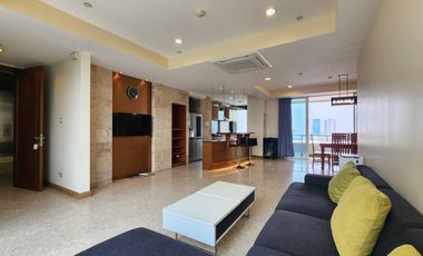 For rent 3 bedrooms condo in Watthana, Bangkok