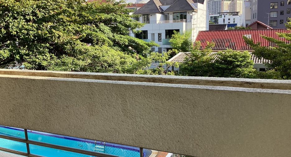 For rent 2 ベッドルーム condo in Watthana, Bangkok