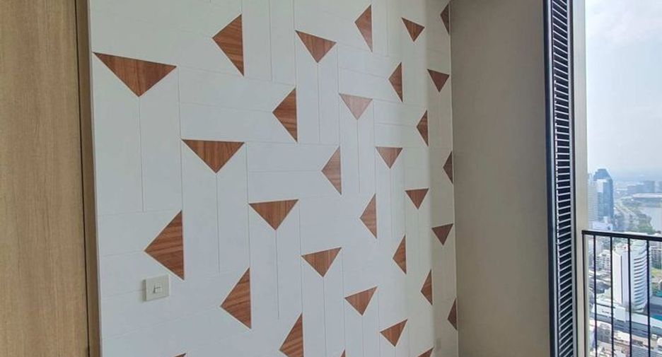 For rent 1 bed condo in Watthana, Bangkok