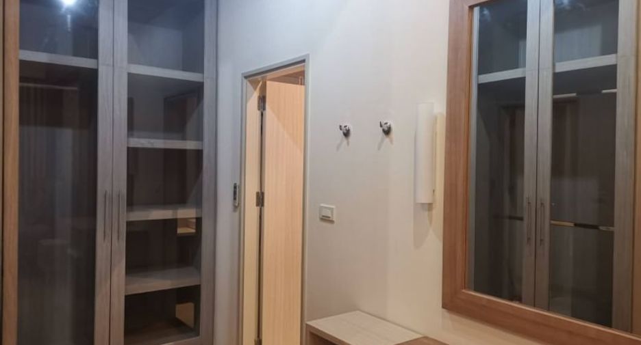 Аренда 3 спальни кондо в Кхлонг Тоеи, Бангкок