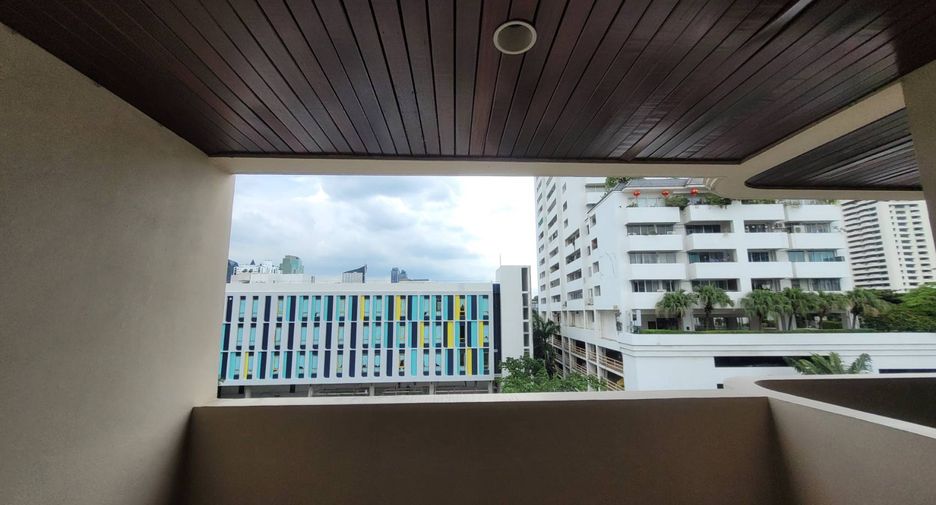 出租 3 卧室 公寓 在 Watthana, 曼谷