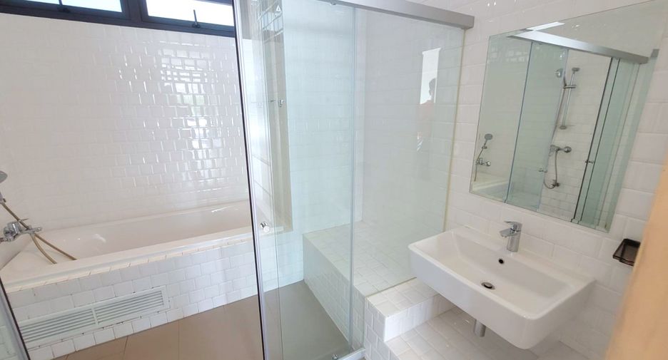 Condo en alquiler de 2 habitaciones en Watthana, Bangkok