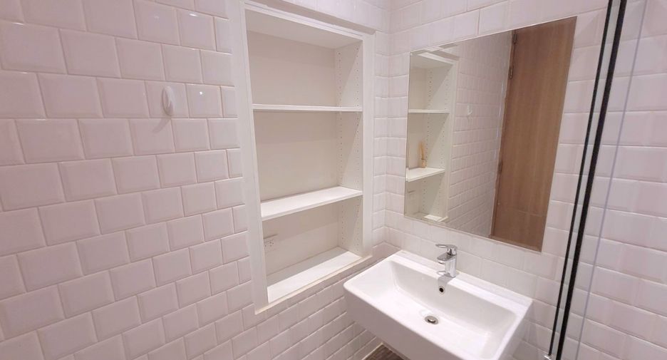 Condo en alquiler de 2 habitaciones en Watthana, Bangkok
