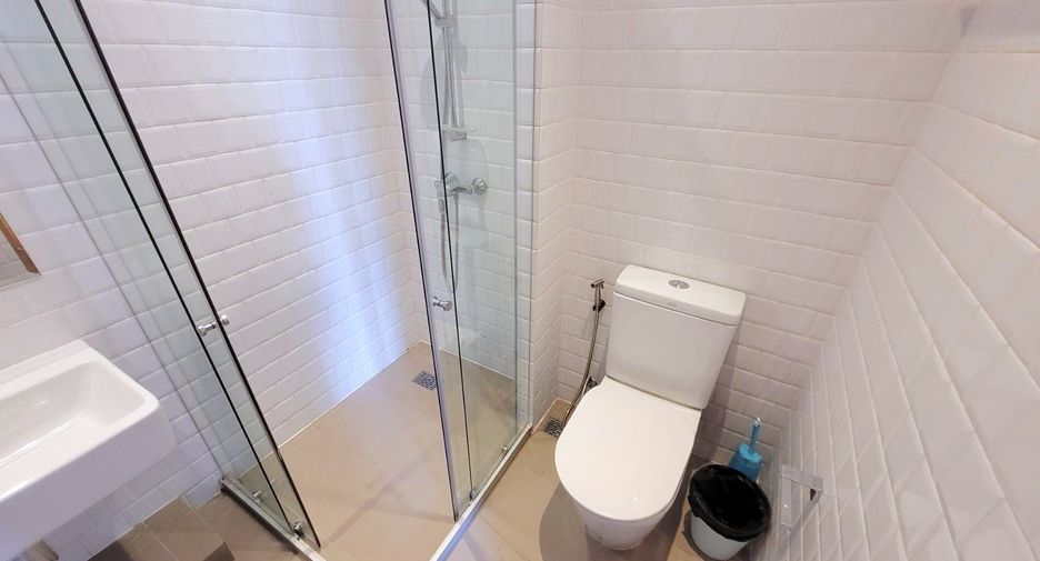 Condo en alquiler de 2 habitaciones en Watthana, Bangkok