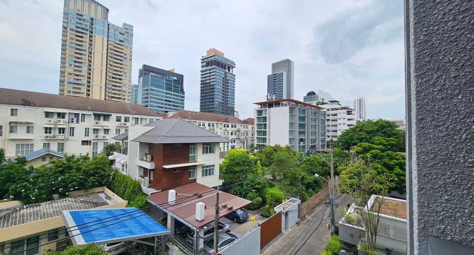 For rent 1 bed condo in Watthana, Bangkok