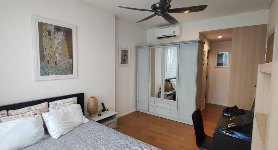 For rent and for sale 1 bed condo in Watthana, Bangkok