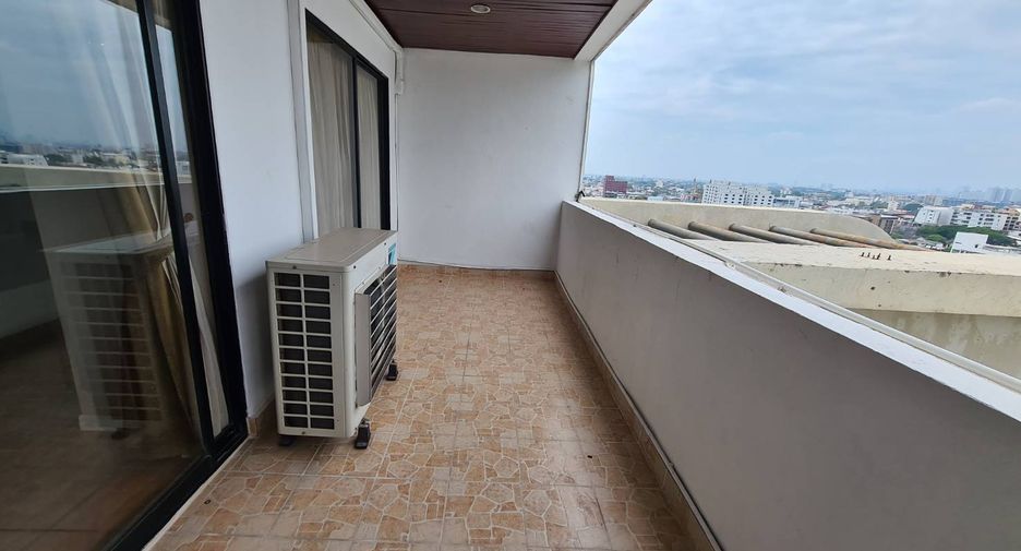 Аренда и продажа 3 спальни кондо в Щаттхана, Бангкок