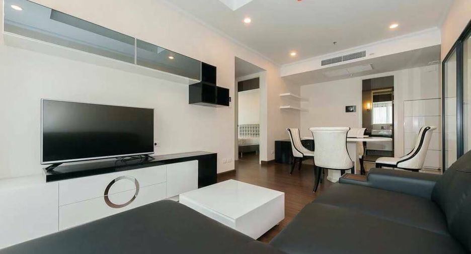 For rent 2 ベッドルーム condo in Sathon, Bangkok