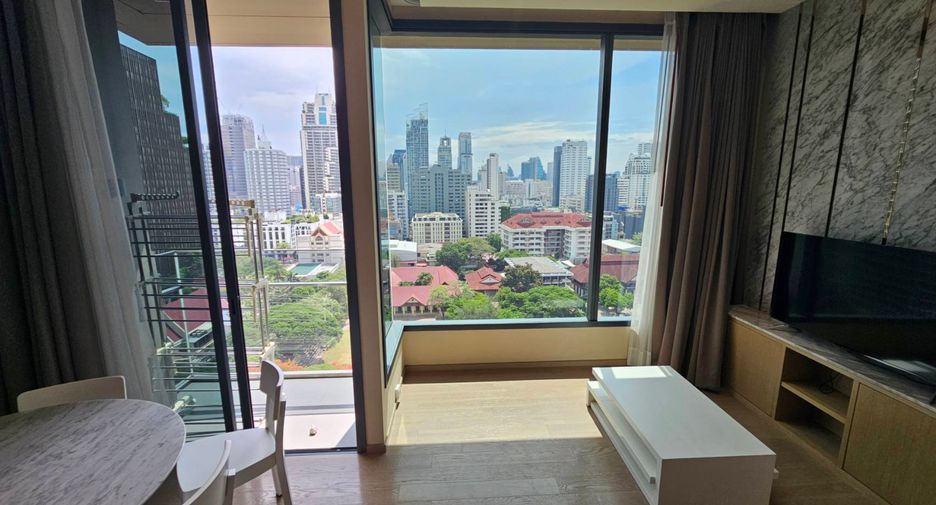For rent 2 bedrooms condo in Watthana, Bangkok