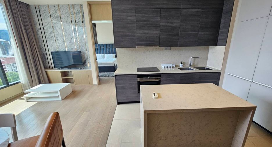 For rent 2 bedrooms condo in Watthana, Bangkok