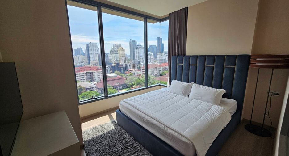 For rent 2 bedrooms condo in Watthana, Bangkok