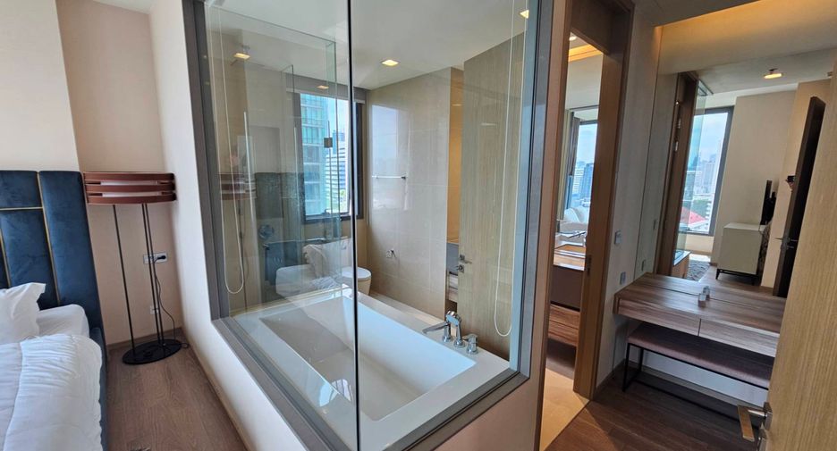 For rent 2 bedrooms condo in Watthana, Bangkok
