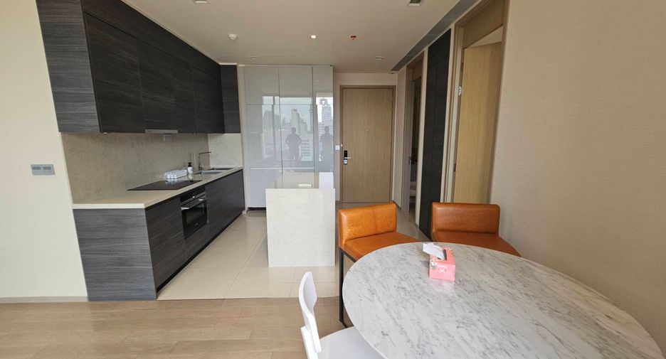 For rent 2 bedrooms condo in Watthana, Bangkok