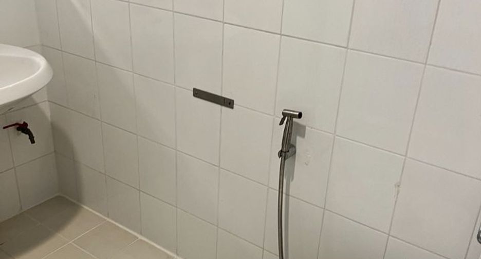 Аренда 2 спальни кондо в Щаттхана, Бангкок