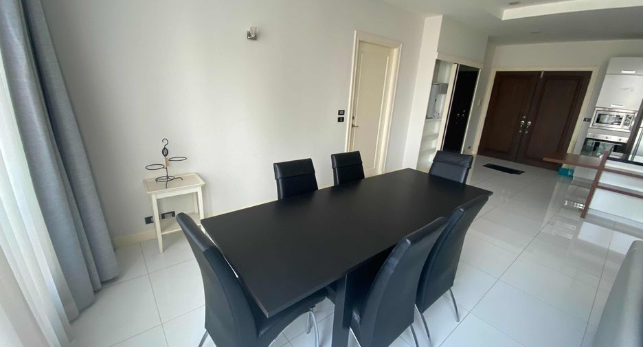 Wohnung zur Miete und zum Kauf mit 2 Zimmer in Watthana, Bangkok