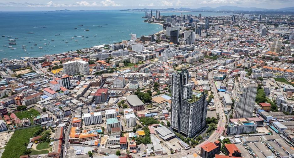 Condo en alquiler de 2 habitaciones en South Pattaya, Pattaya