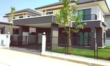 Casa en venta de 3 habitaciones en San Kamphaeng, Chiang Mai