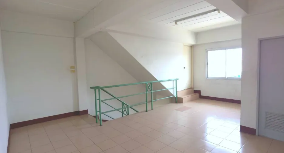 出售 2 卧室 联排别墅 在 Mueang Chiang Mai, Chiang Mai