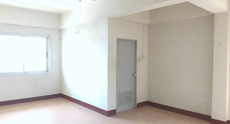 出售 2 卧室 联排别墅 在 Mueang Chiang Mai, Chiang Mai