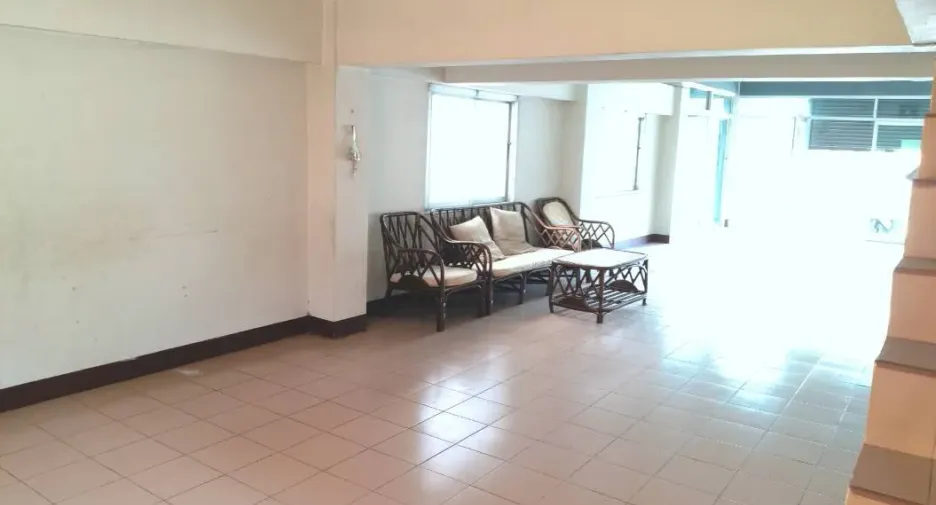 出售 2 卧室 联排别墅 在 Mueang Chiang Mai, Chiang Mai