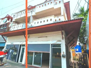 出售 2 卧室 联排别墅 在 Mueang Chiang Mai, Chiang Mai