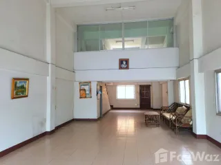 出售 2 卧室 联排别墅 在 Mueang Chiang Mai, Chiang Mai