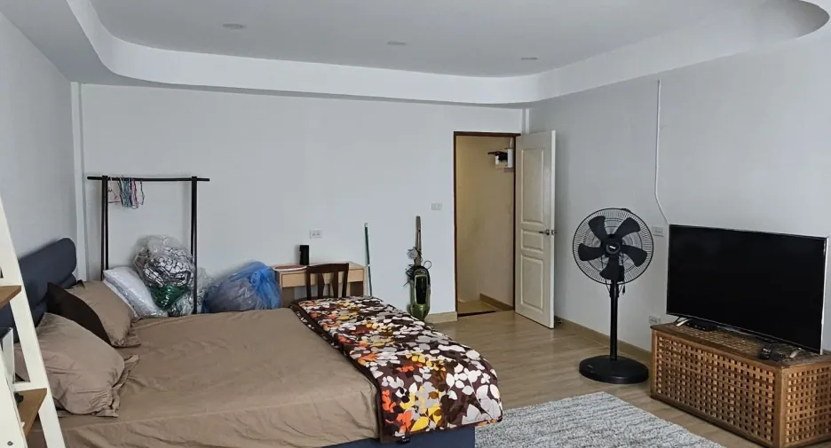 Casa adosada en alquiler de 2 habitaciones en Cha Am, Phetchaburi