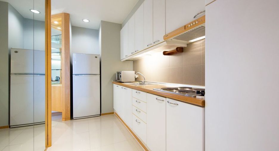For rent 1 bed condo in Yan Nawa, Bangkok