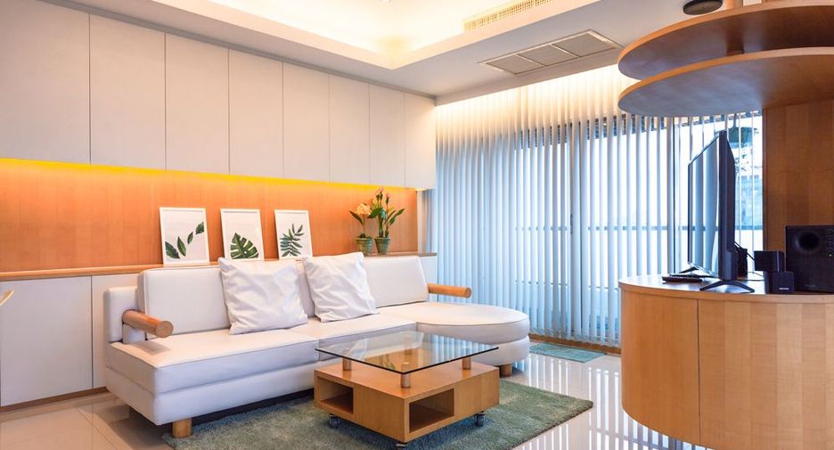 For rent 1 bed condo in Yan Nawa, Bangkok