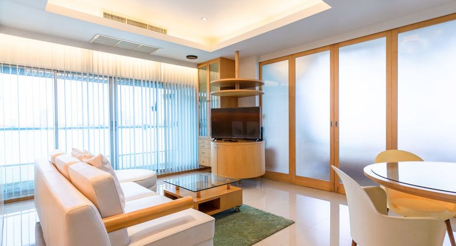 For rent 1 bed condo in Yan Nawa, Bangkok