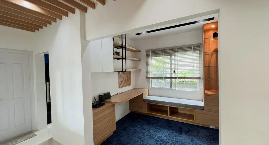 For rent 4 bedrooms house in Khlong Luang, Pathum Thani