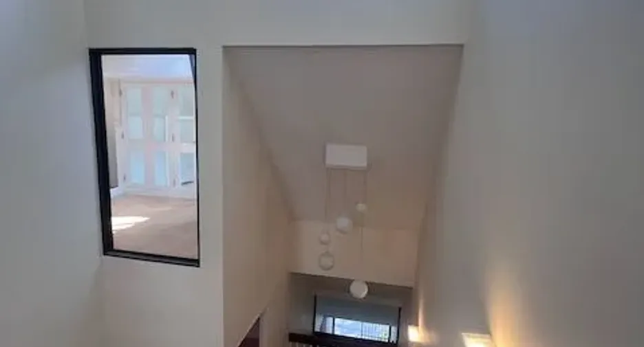 Casa adosada en venta y en alquiler de 4 habitaciones en Watthana, Bangkok