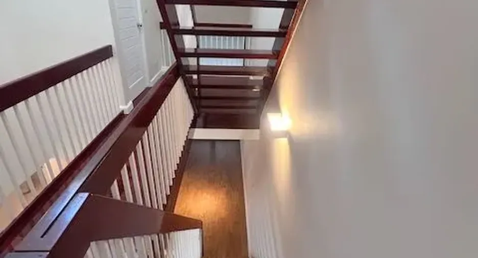 Casa adosada en venta y en alquiler de 4 habitaciones en Watthana, Bangkok