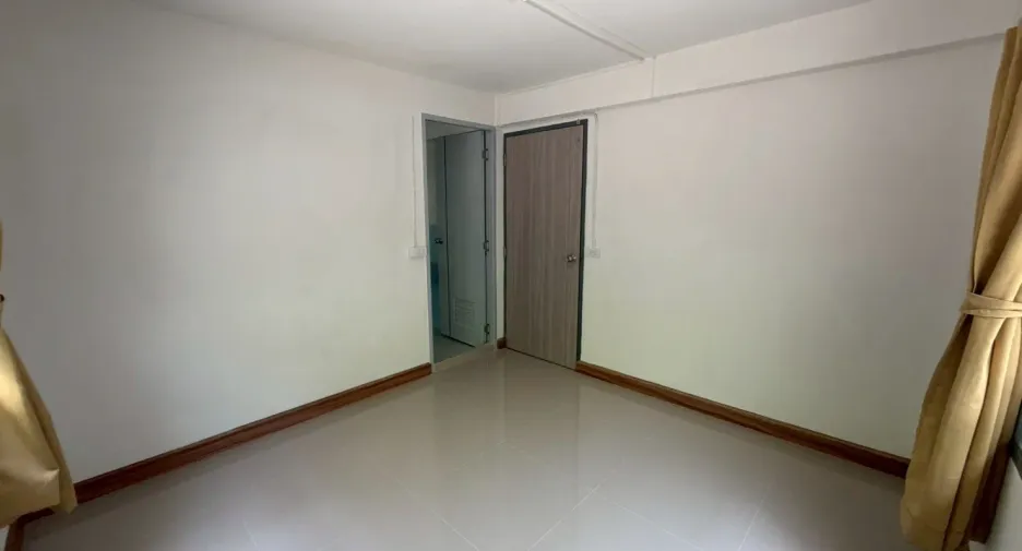 For rent 4 ベッドルーム house in Bang Na, Bangkok