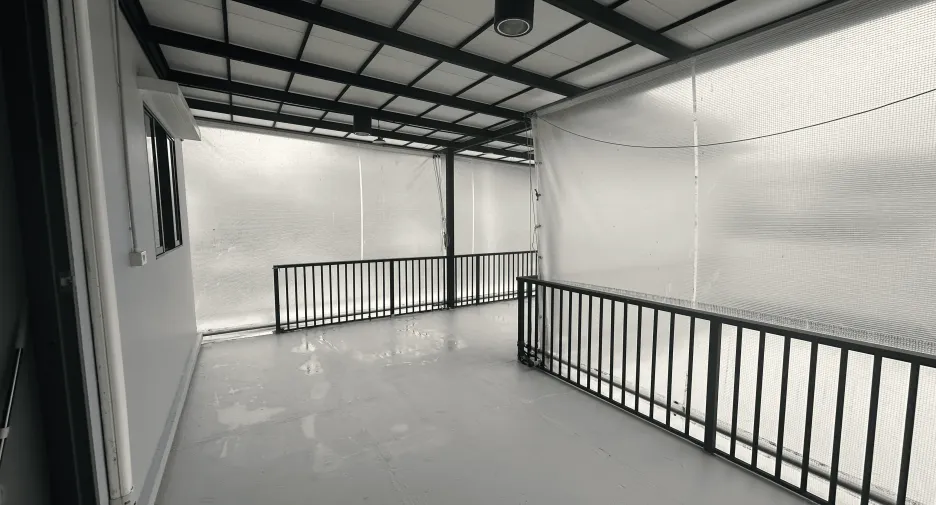 For rent 5 ベッドルーム house in Phra Khanong, Bangkok