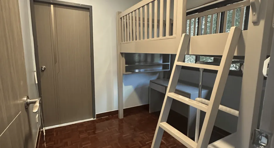 For rent 5 ベッドルーム house in Phra Khanong, Bangkok