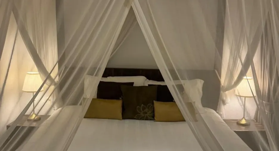 For rent 1 bed condo in Pathum Wan, Bangkok