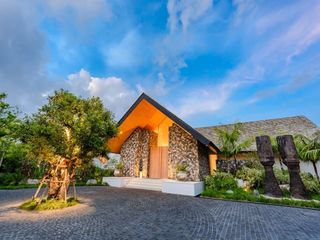 For rent 5 bedrooms villa in Thalang, Phuket