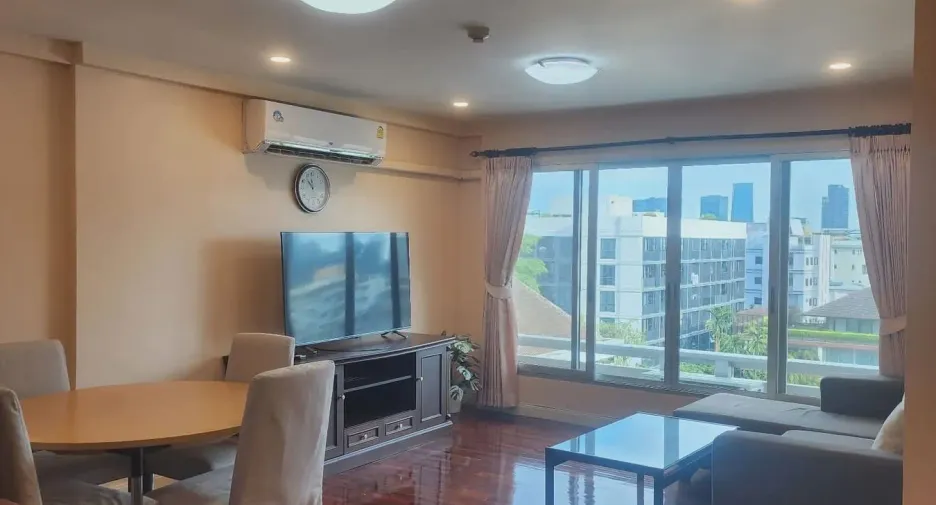 À louer 2 chambres condo à Pathum Wan, Bangkok