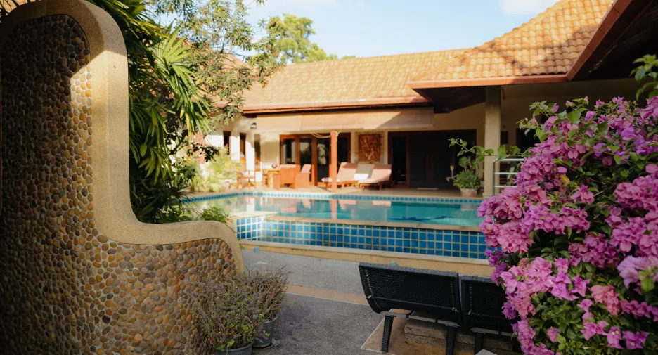 For sale and for rent 5 bedrooms villa in Mueang Phuket, Phuket