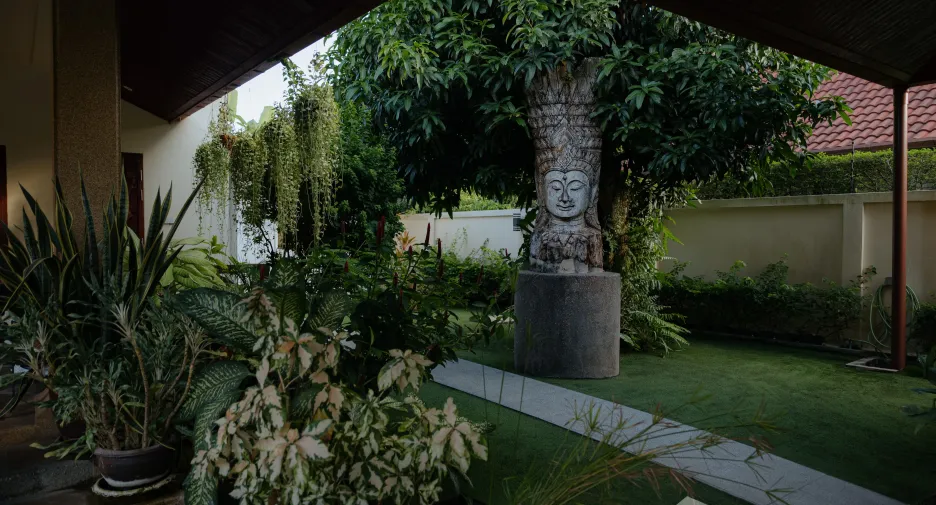 For sale and for rent 5 bedrooms villa in Mueang Phuket, Phuket