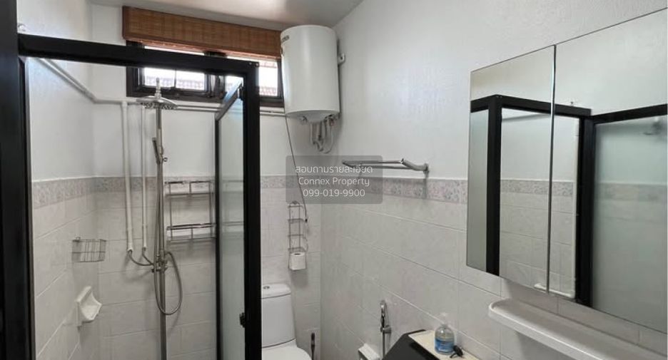 Casa en alquiler de 5 habitaciones en Mueang Phuket, Phuket