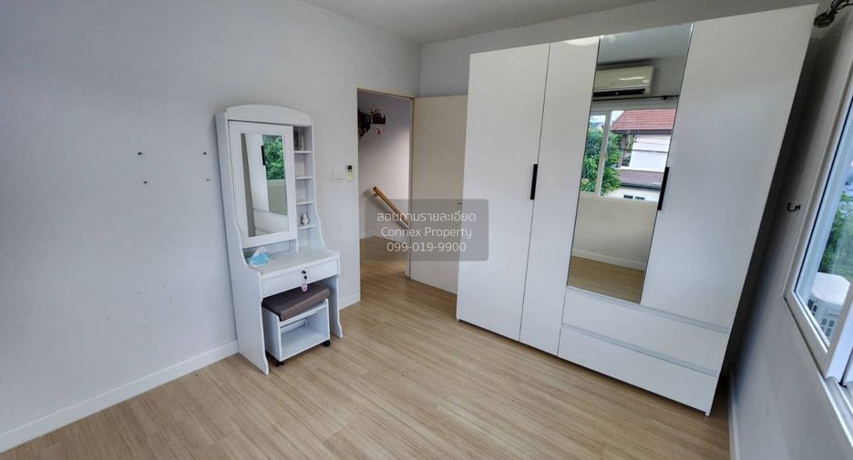 Casa en alquiler de 3 habitaciones en Bang Khun Thian, Bangkok