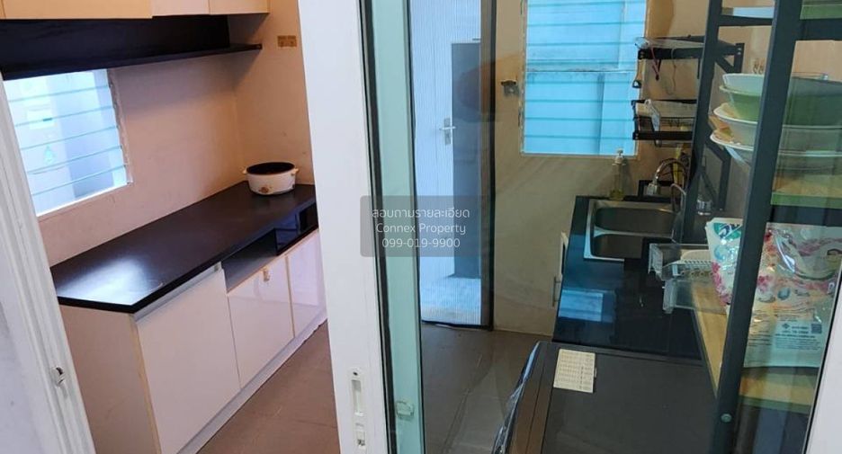 Casa en alquiler de 3 habitaciones en Bang Khun Thian, Bangkok