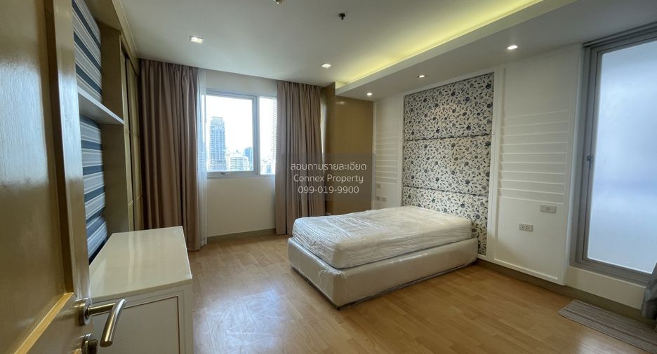 For rent 2 bedrooms condo in Sathon, Bangkok