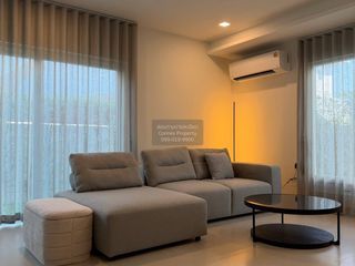 Casa en alquiler de 4 habitaciones en Bang Phli, Samut Prakan