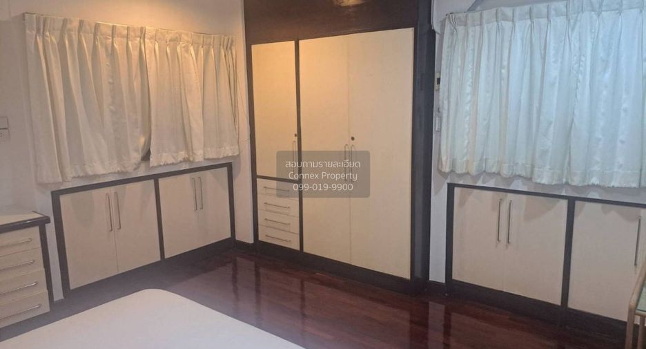 Wohnung zur Miete mit 2 Zimmer in Khlong Toei, Bangkok