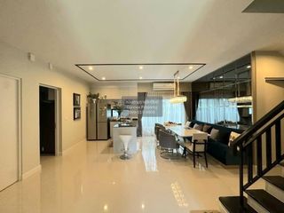 For rent 4 bedrooms house in Pak Kret, Nonthaburi