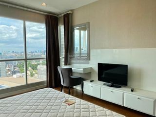 For rent 1 bed condo in Pathum Wan, Bangkok