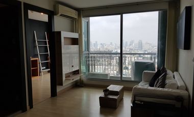 Wohnung zur Miete mit 2 Zimmer in Huai Khwang, Bangkok